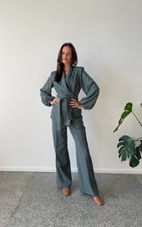 Dodo vilnonis kostiumas