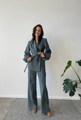 Dodo vilnonis kostiumas