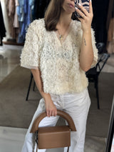 Atrinkta APLine – Avoni palaidinė