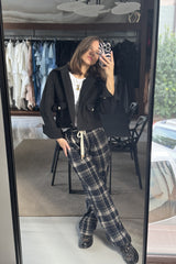 Atrinkta APLine – Ashy kelnės