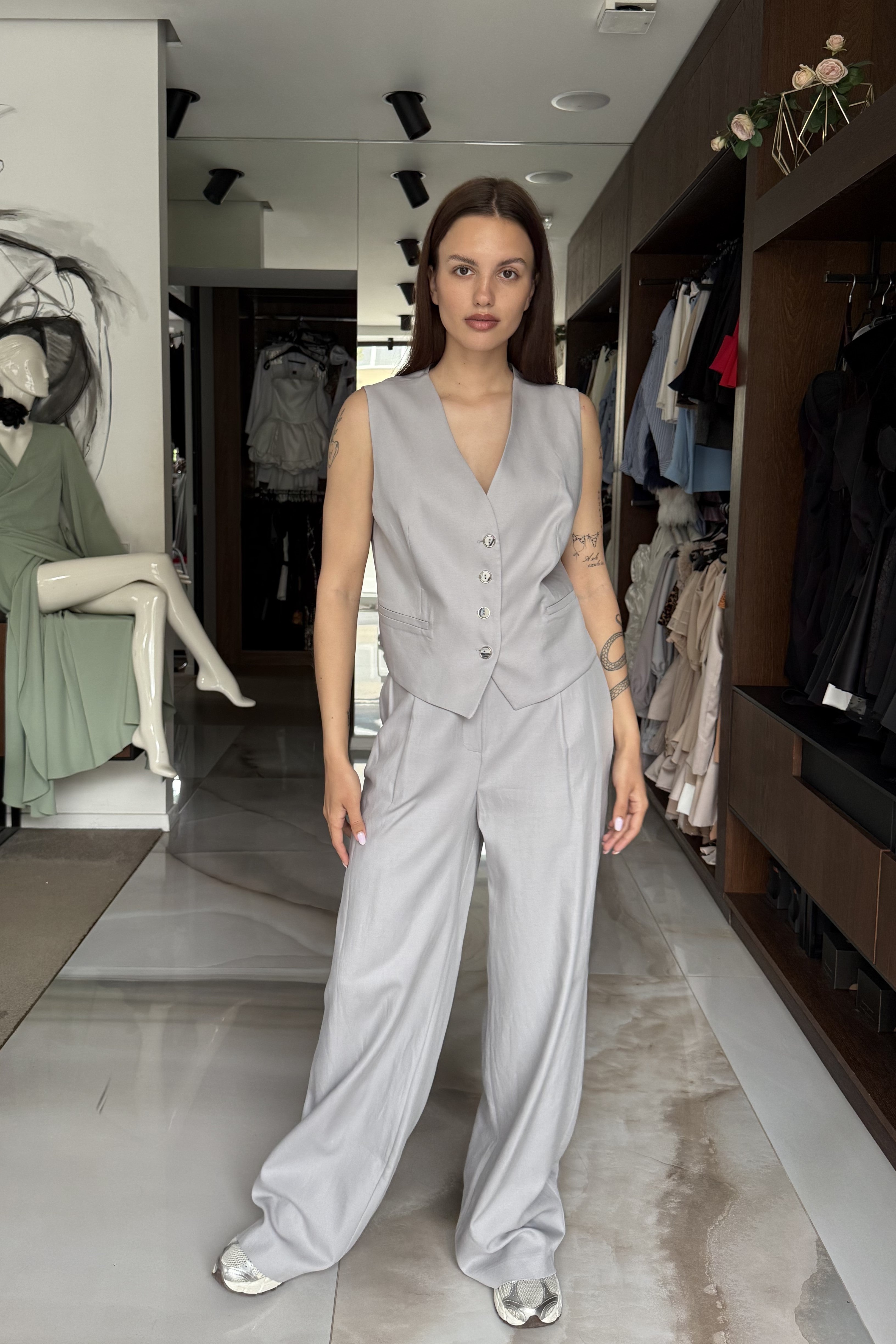 Curated by A.P.Line - Zora set