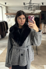 Atrinkta APLine – Lucinda paltas