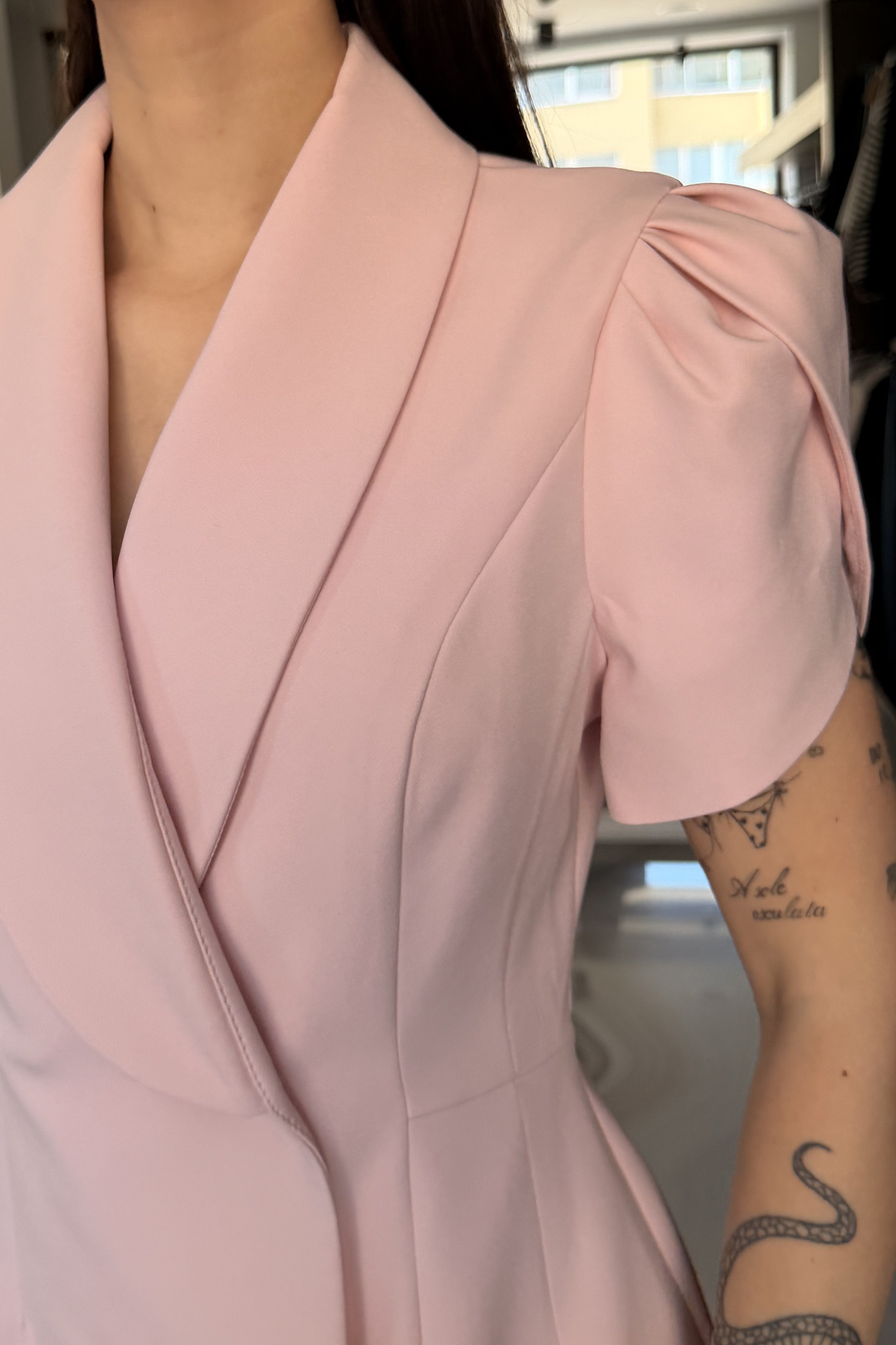Emmy suknelė