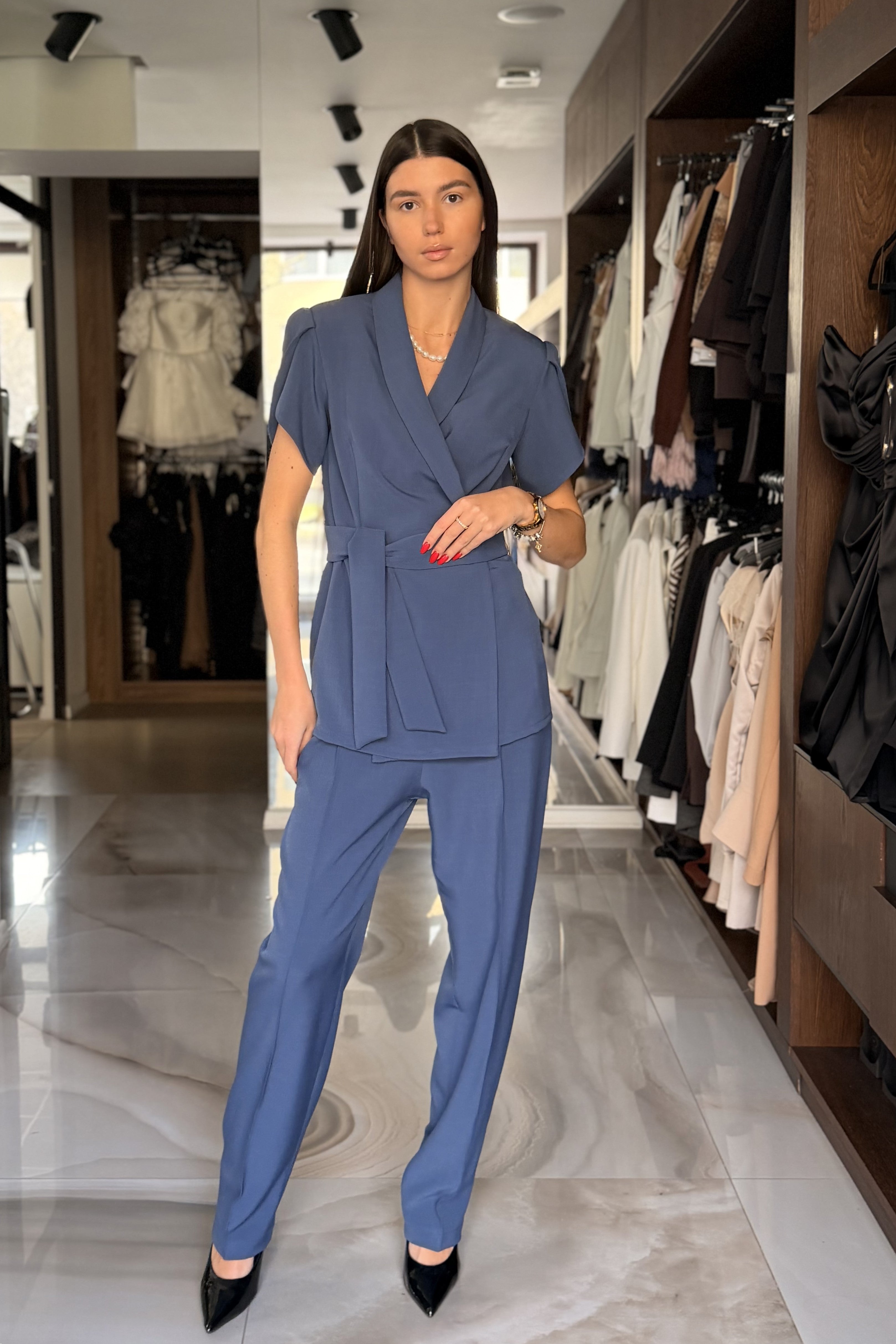 Edwina set
