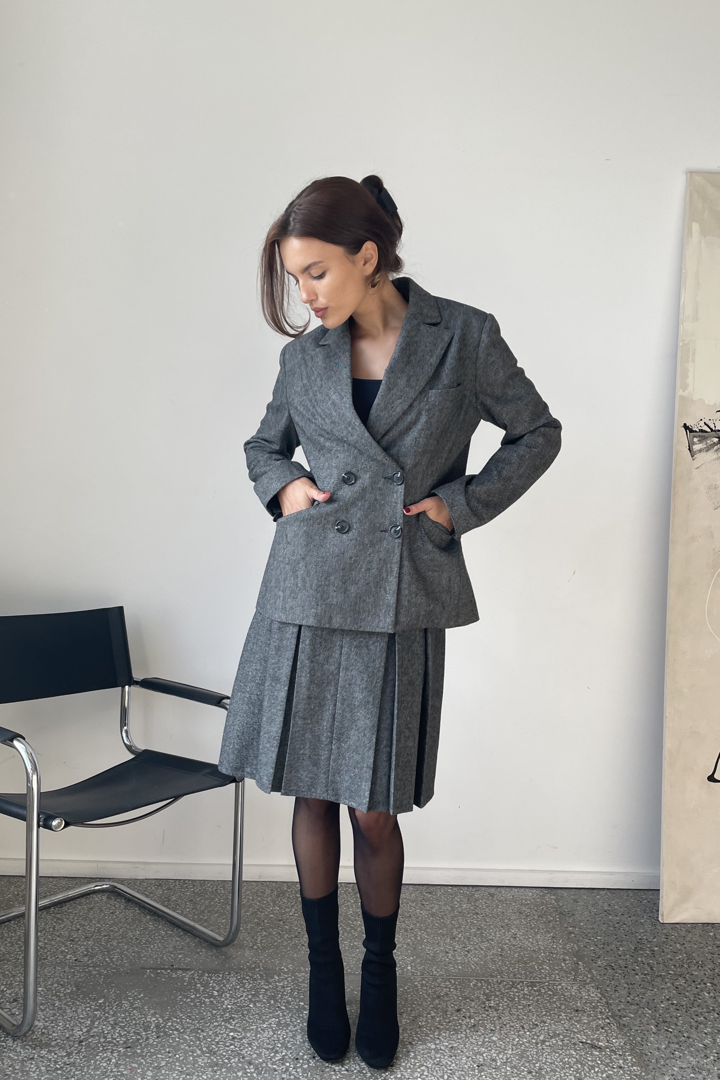 Nolani vilnonis kostiumas