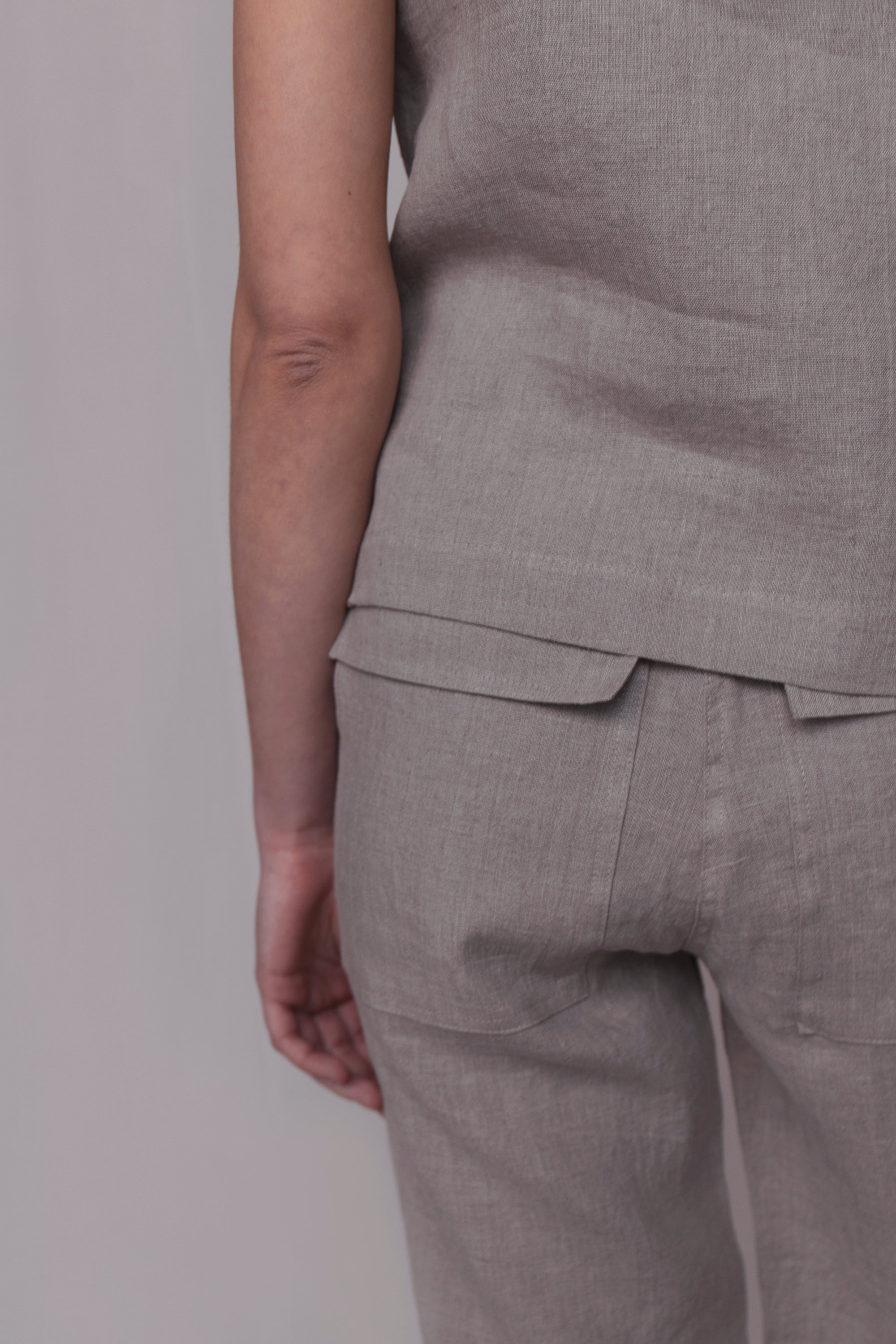 Bella 3 dalių lininis kostiumas