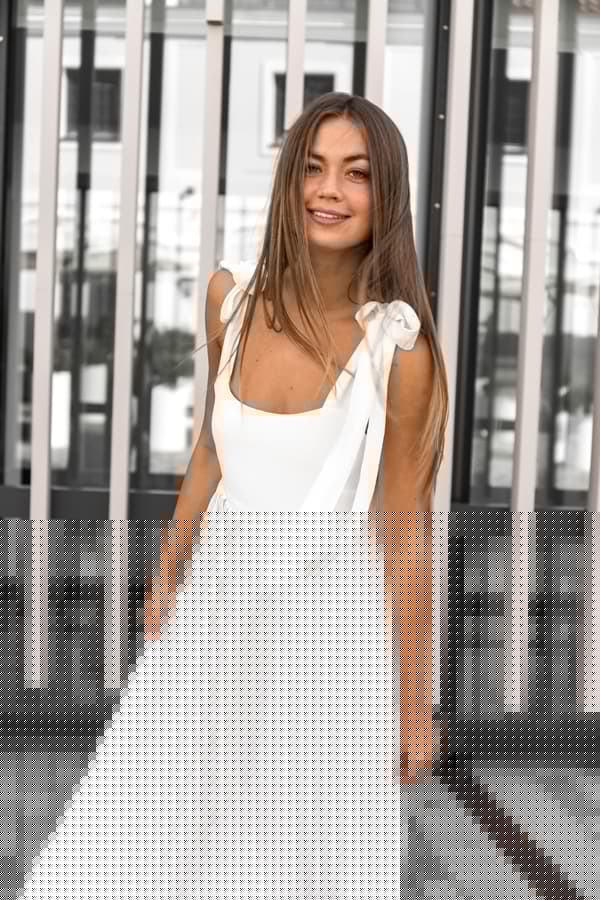 Dove klostuota suknelė