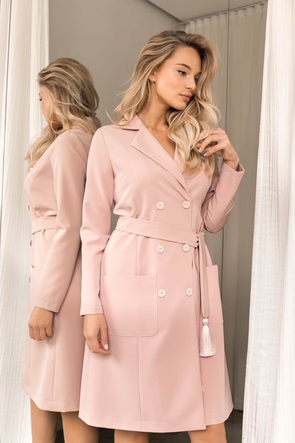 Chic švarko suknelė