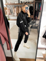 Code namų kostiumas