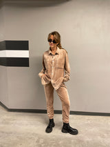 Sandi namų kostiumas