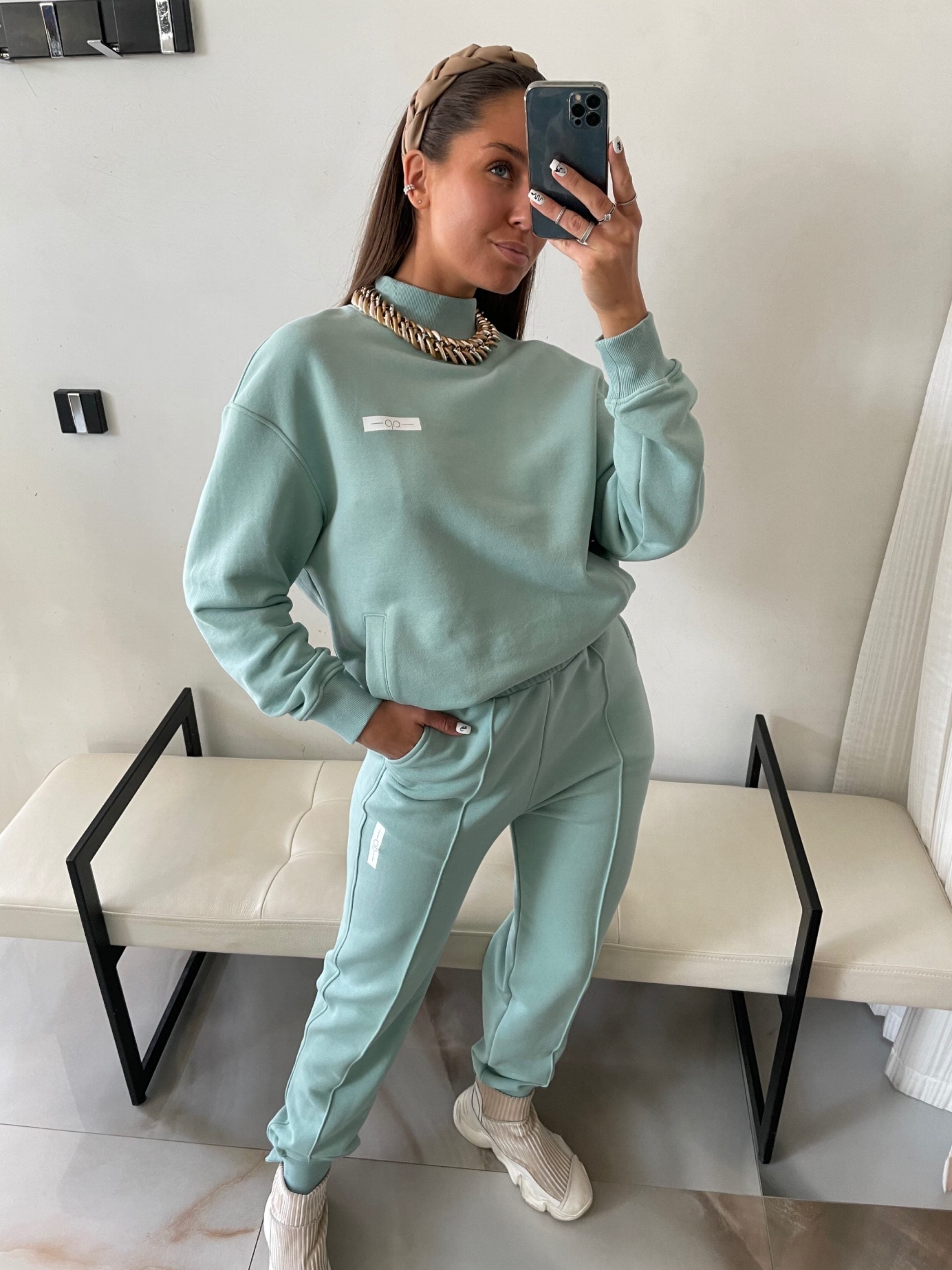 Mersi namų kostiumas