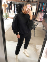 Anni namų kostiumas