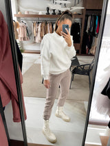 Anni namų kostiumas