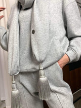 Anji namų kostiumas