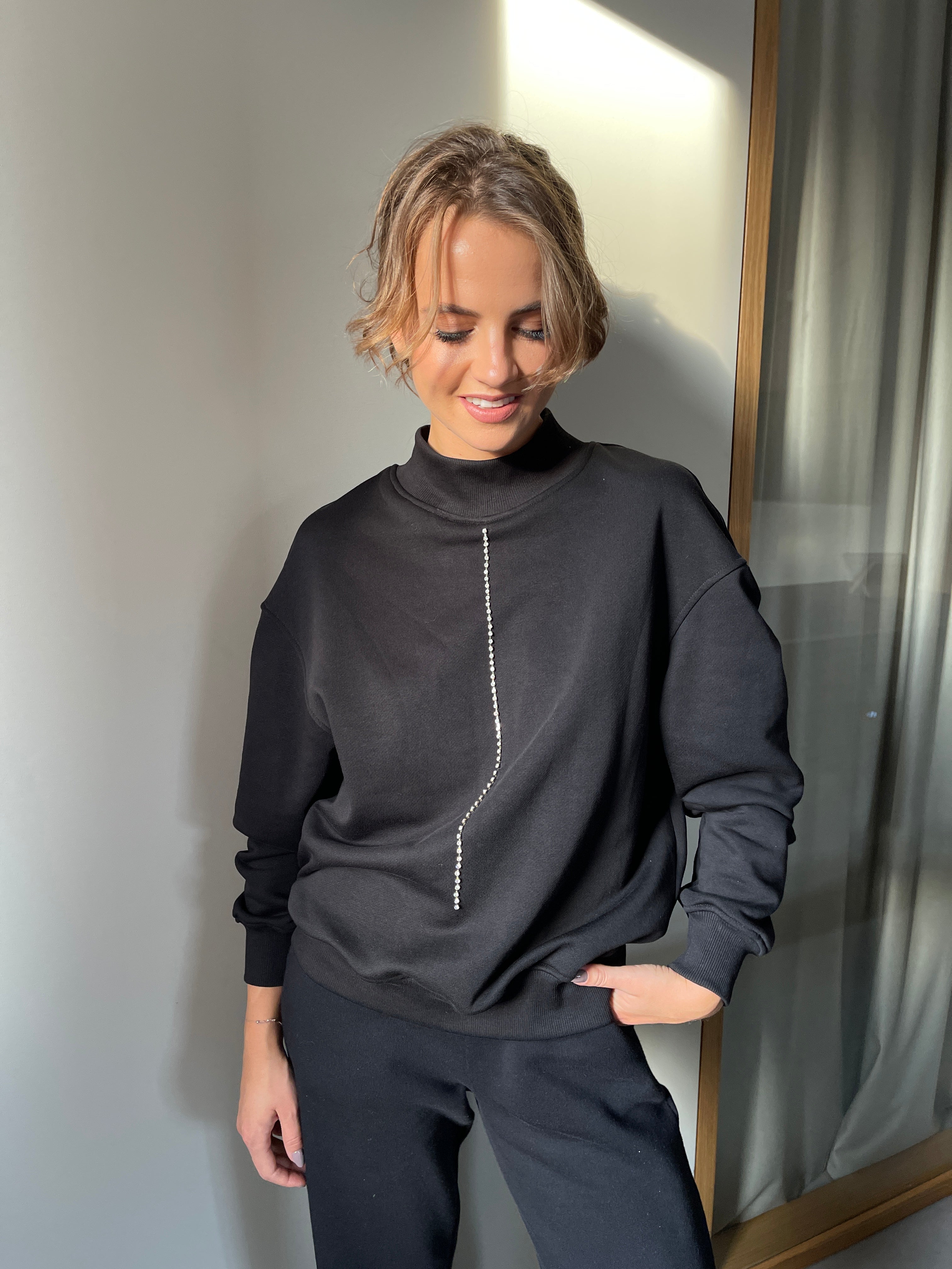 Gloss namų kostiumas