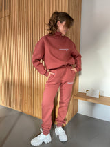 Homy namų kostiumas