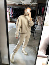 Kanti namų kostiumas