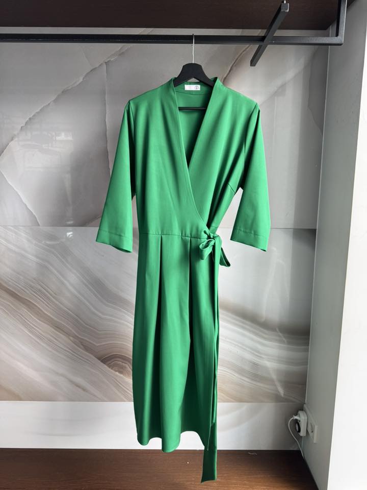 Pova dress