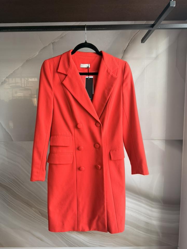 Nova švarkinė suknelė (M)