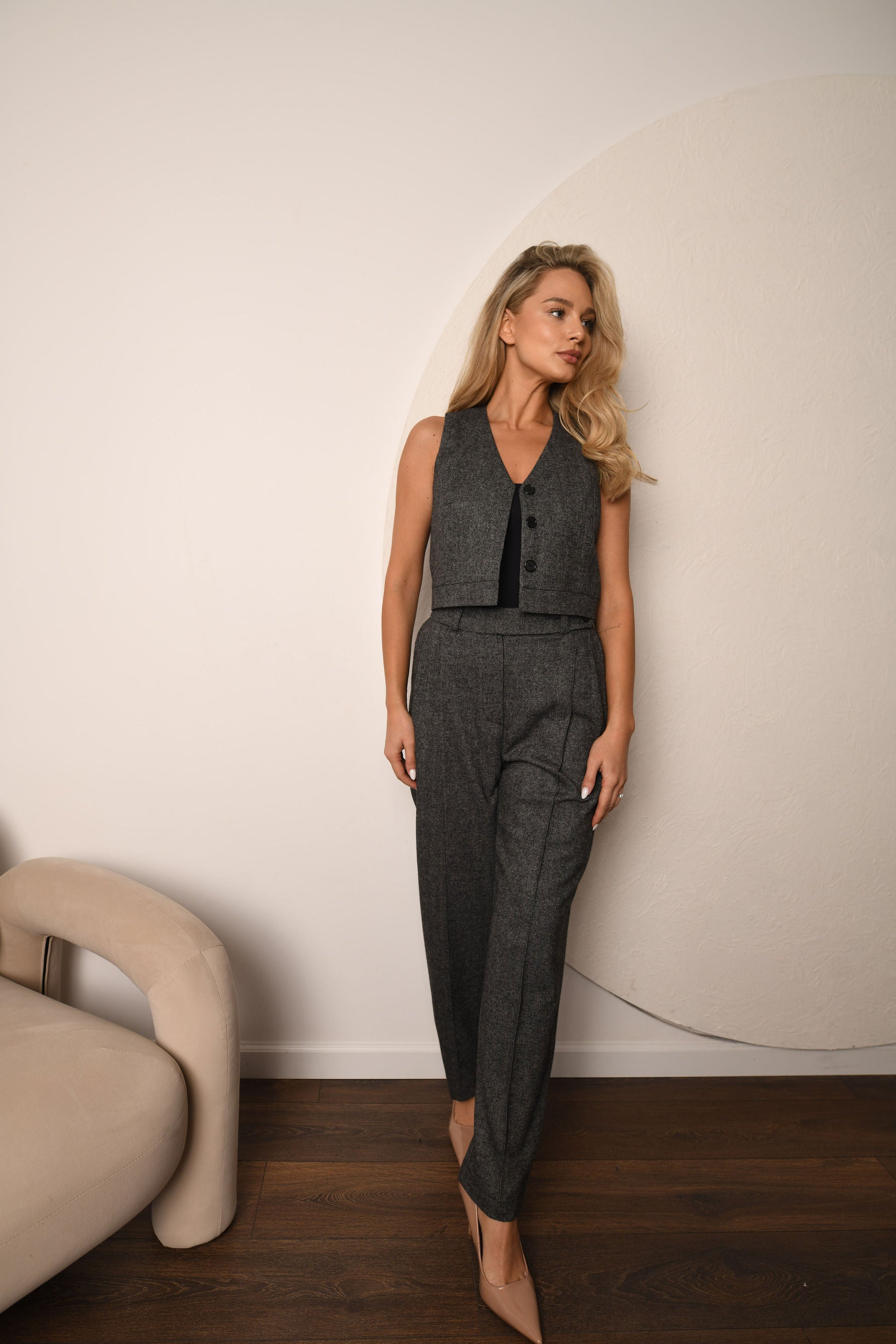 Tyra vilnonis kostiumas