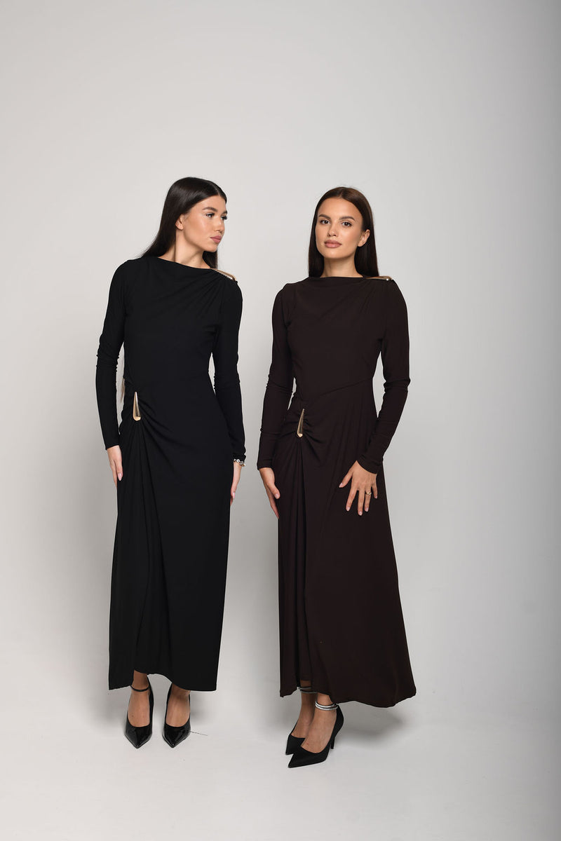 Atrinkta APLine – Jedida suknelė