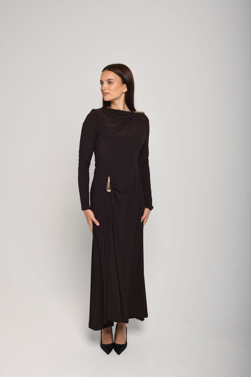 Atrinkta APLine – Jedida suknelė