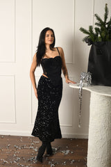 Curated by A.P.Line - Andi Skirt