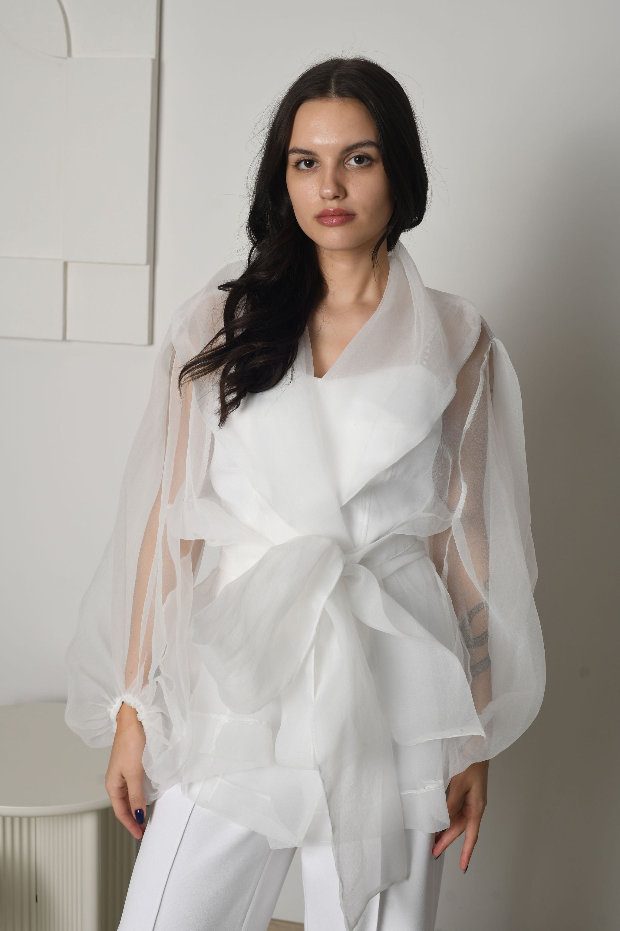 NUOMA - Luna organzos kostiumas su plačiomis kelnėmis