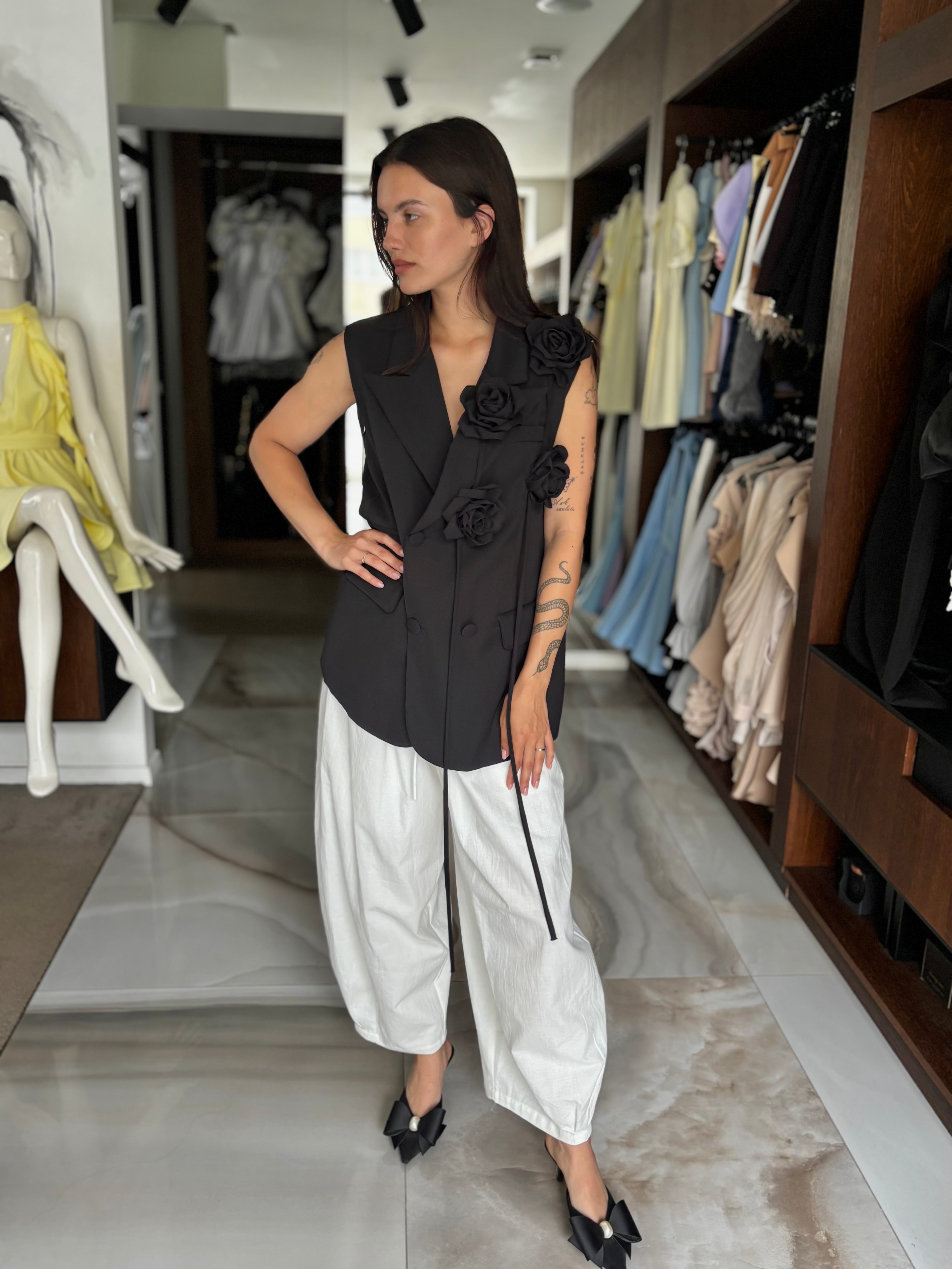 Curated by A.P Line - Vest Rose