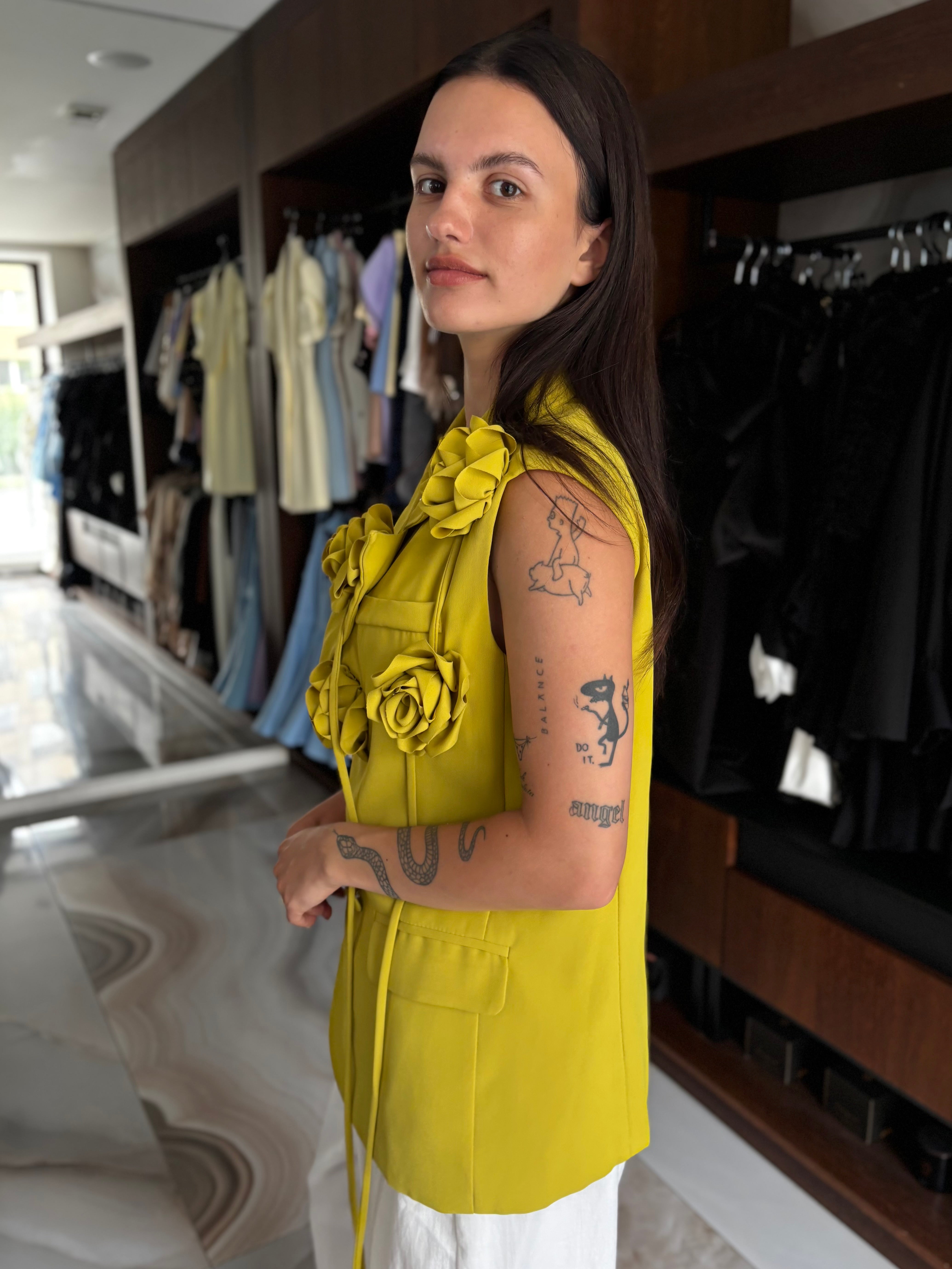 Curated by A.P Line - Vest Rose