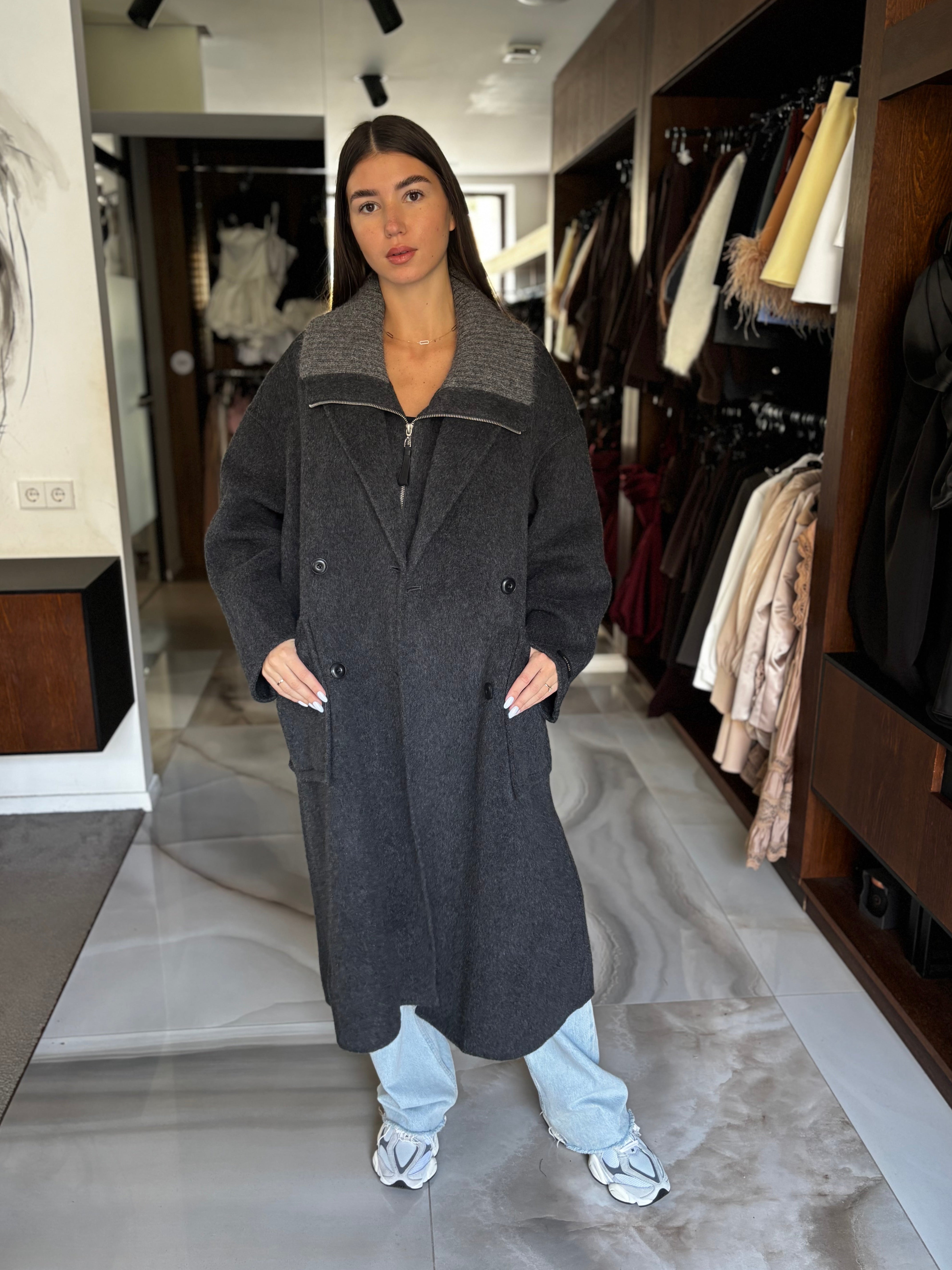 Sukūrė A.P. Line – Prabangus vilnos paltas – FLORENCE „2-IN-1“