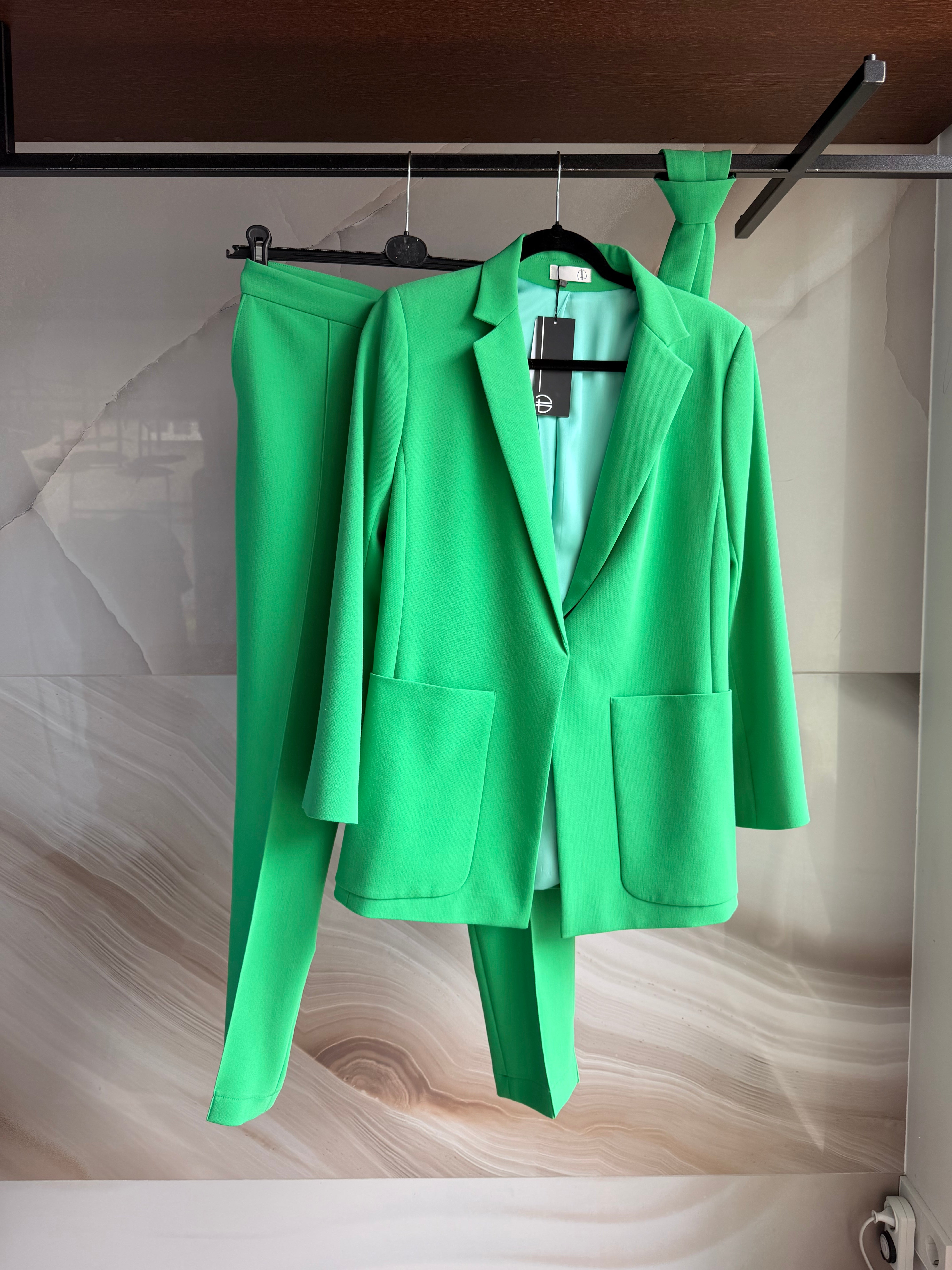 Rosi suit (M)