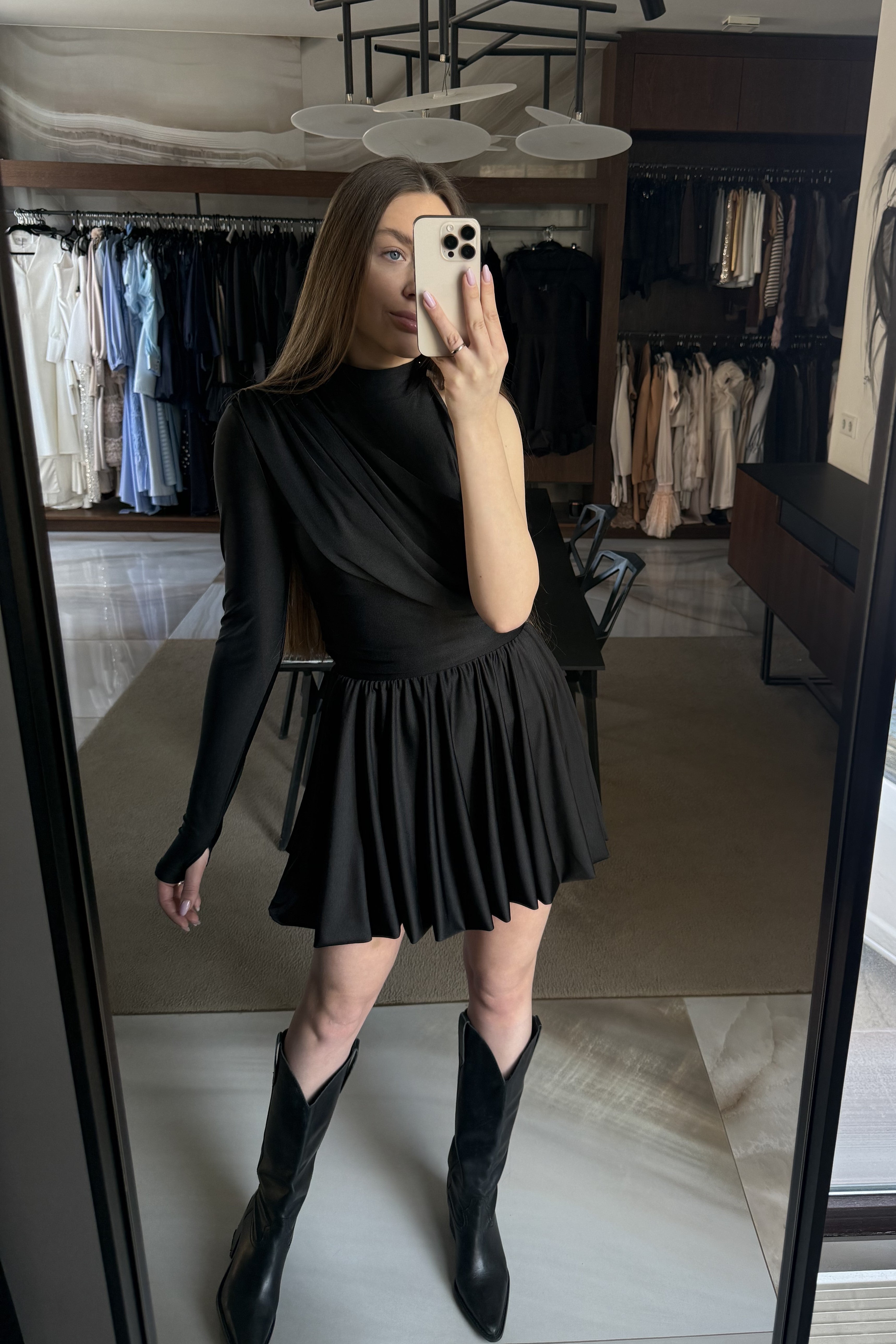 Atrinkta A.P.Line – Aneira rinkinys