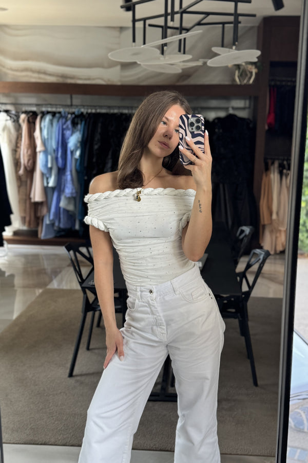 Curated by A.P.Line - Emma blouse