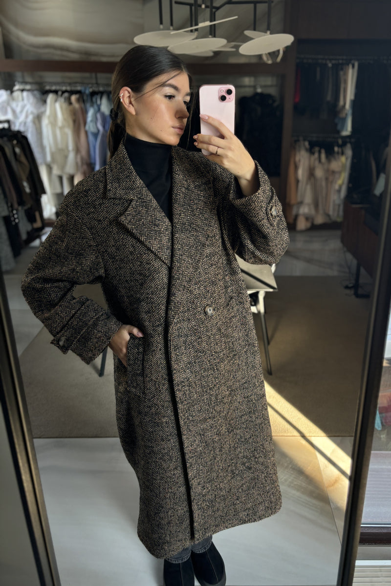 Curated by A.P.Line - Elowen coat
