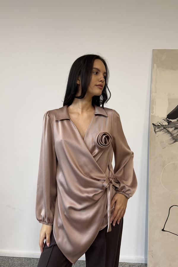 Curated by A.P.Line - Rozy Blouse