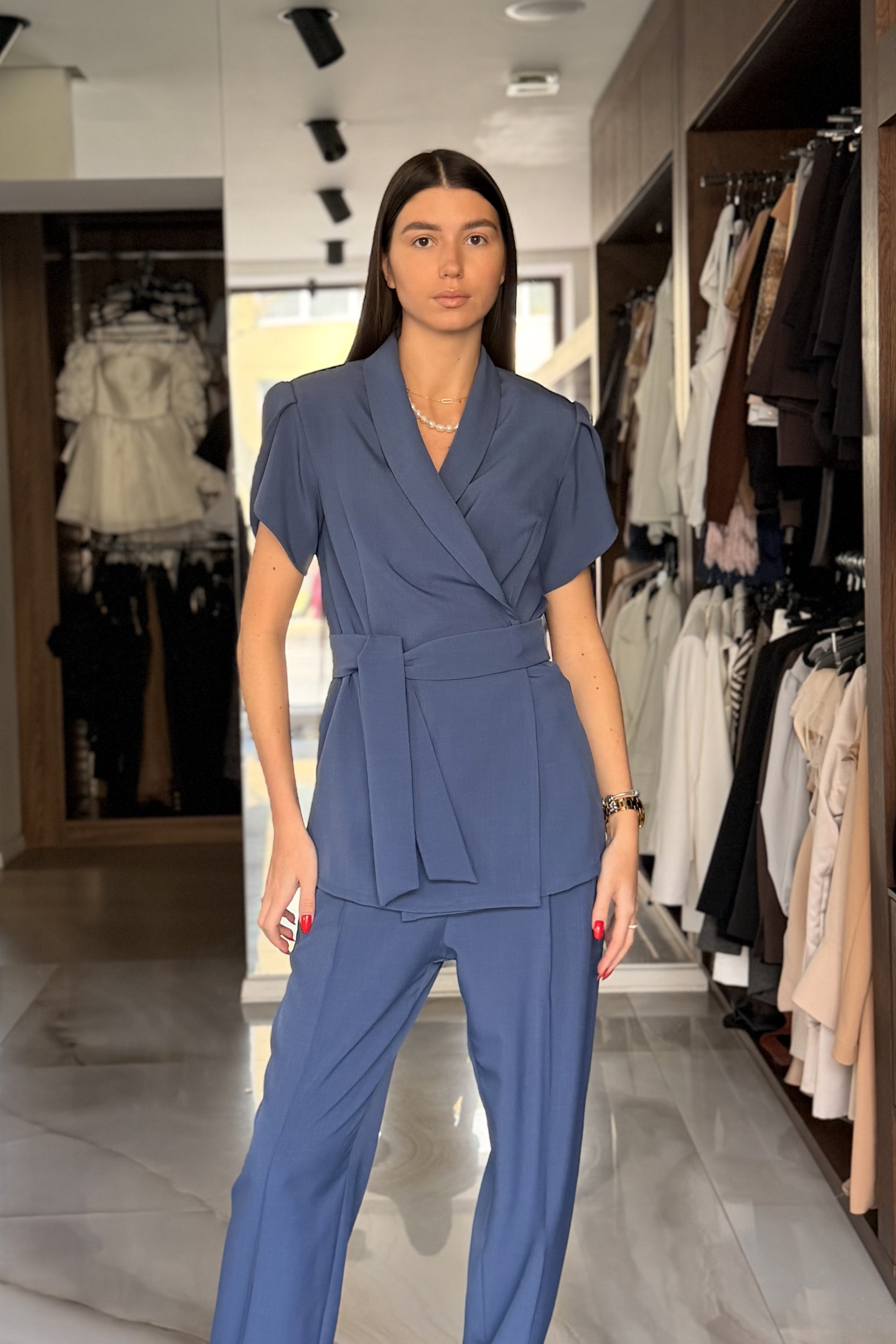 Edwina set