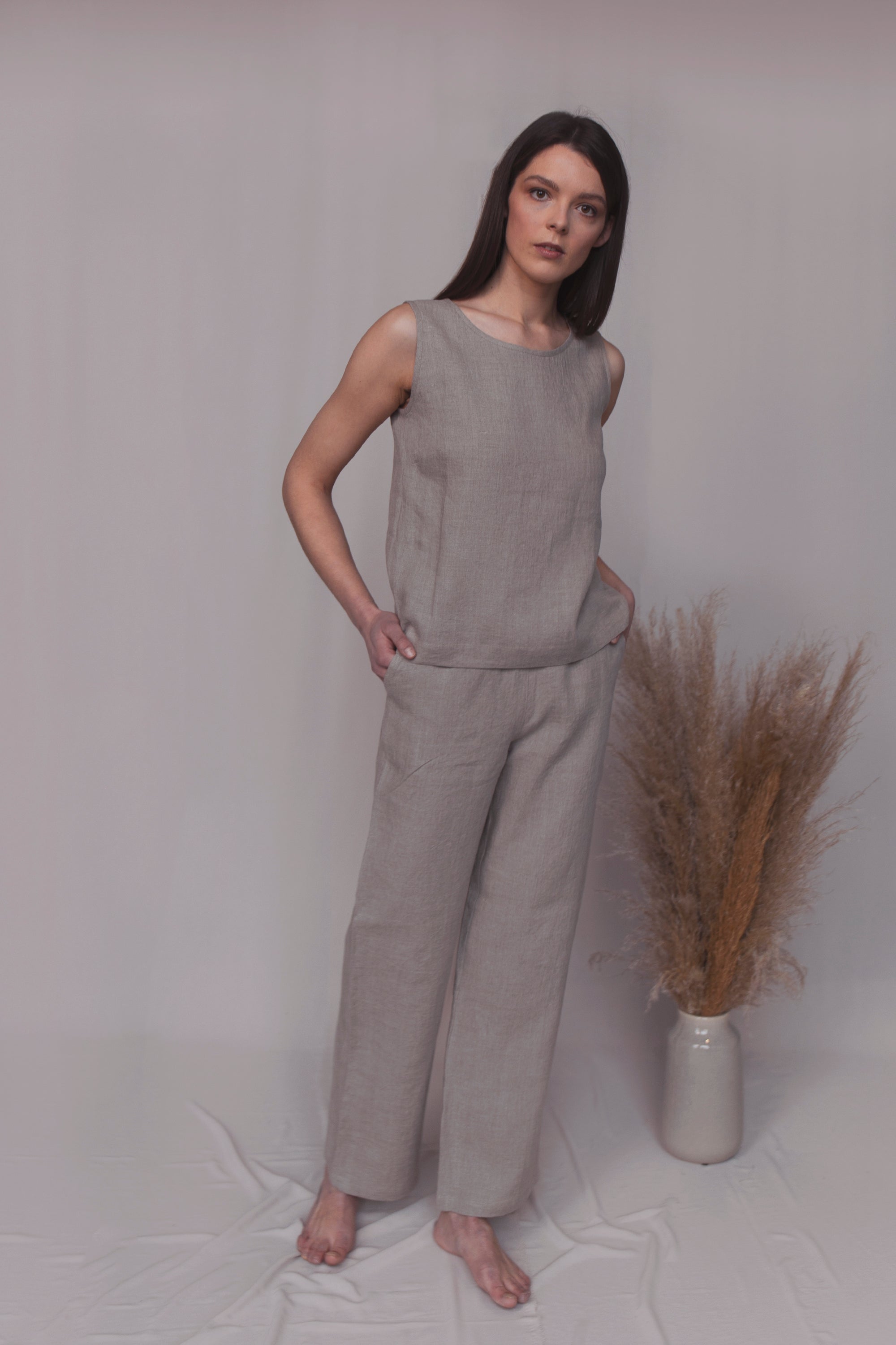 Bella 3 dalių lininis kostiumas