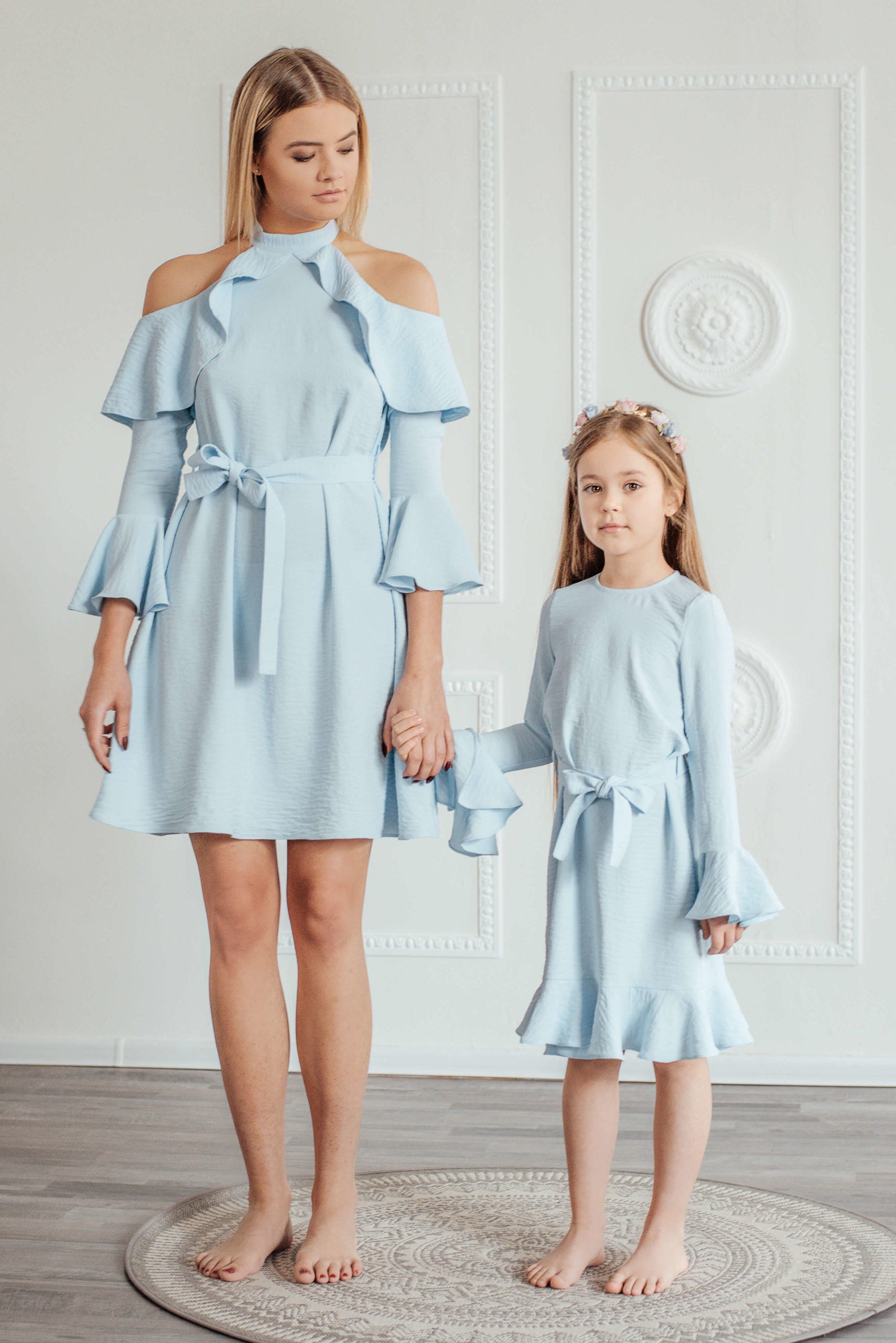 Skaili mergaitės suknelė