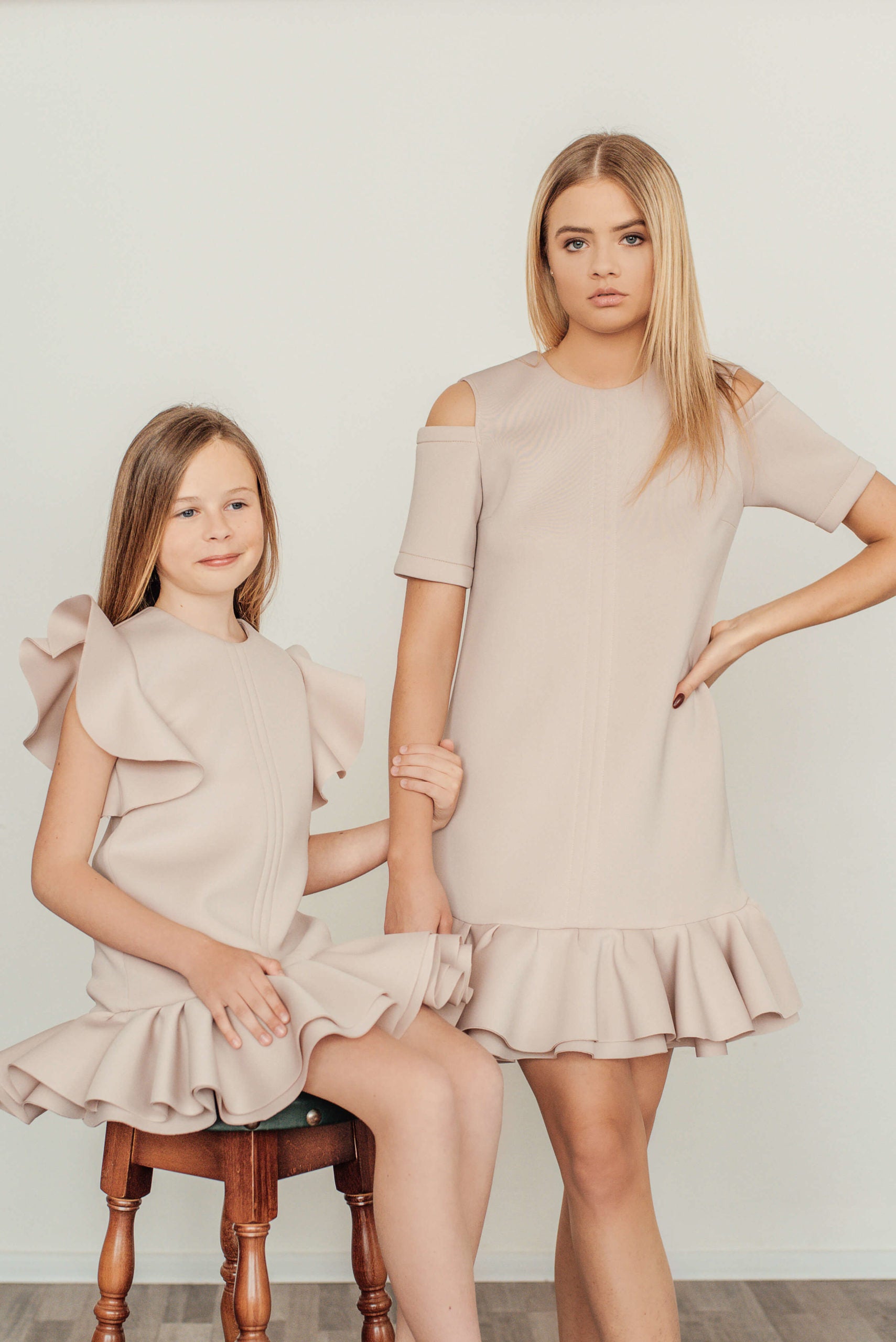 Malay neopreno suknelė