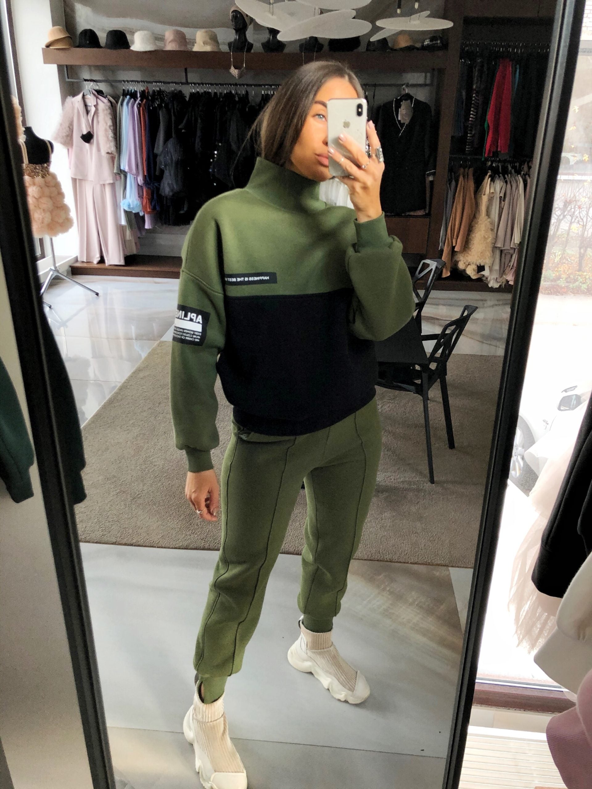 Hapi namų kostiumas