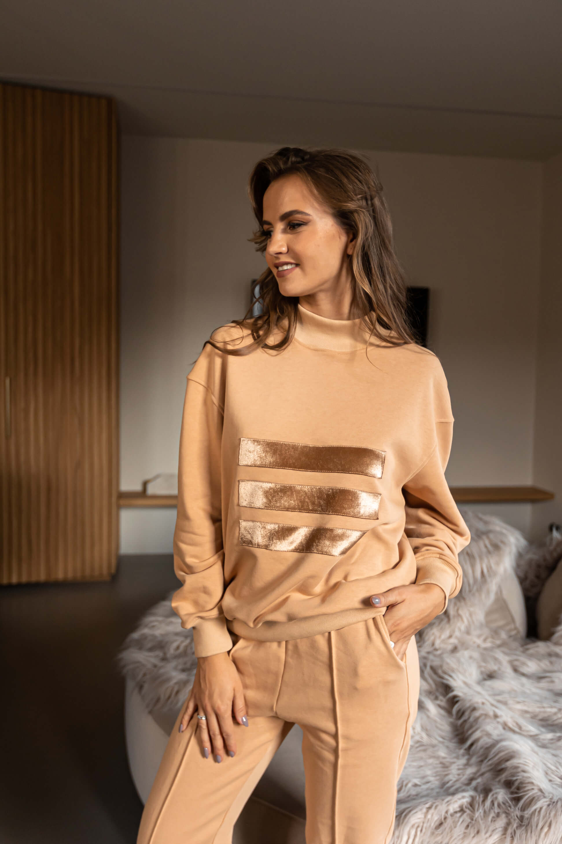 Serifi namų kostiumas