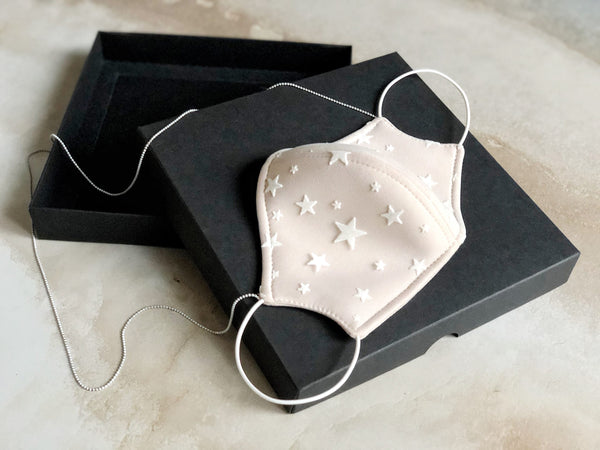 Starsi Face Mask With Chain