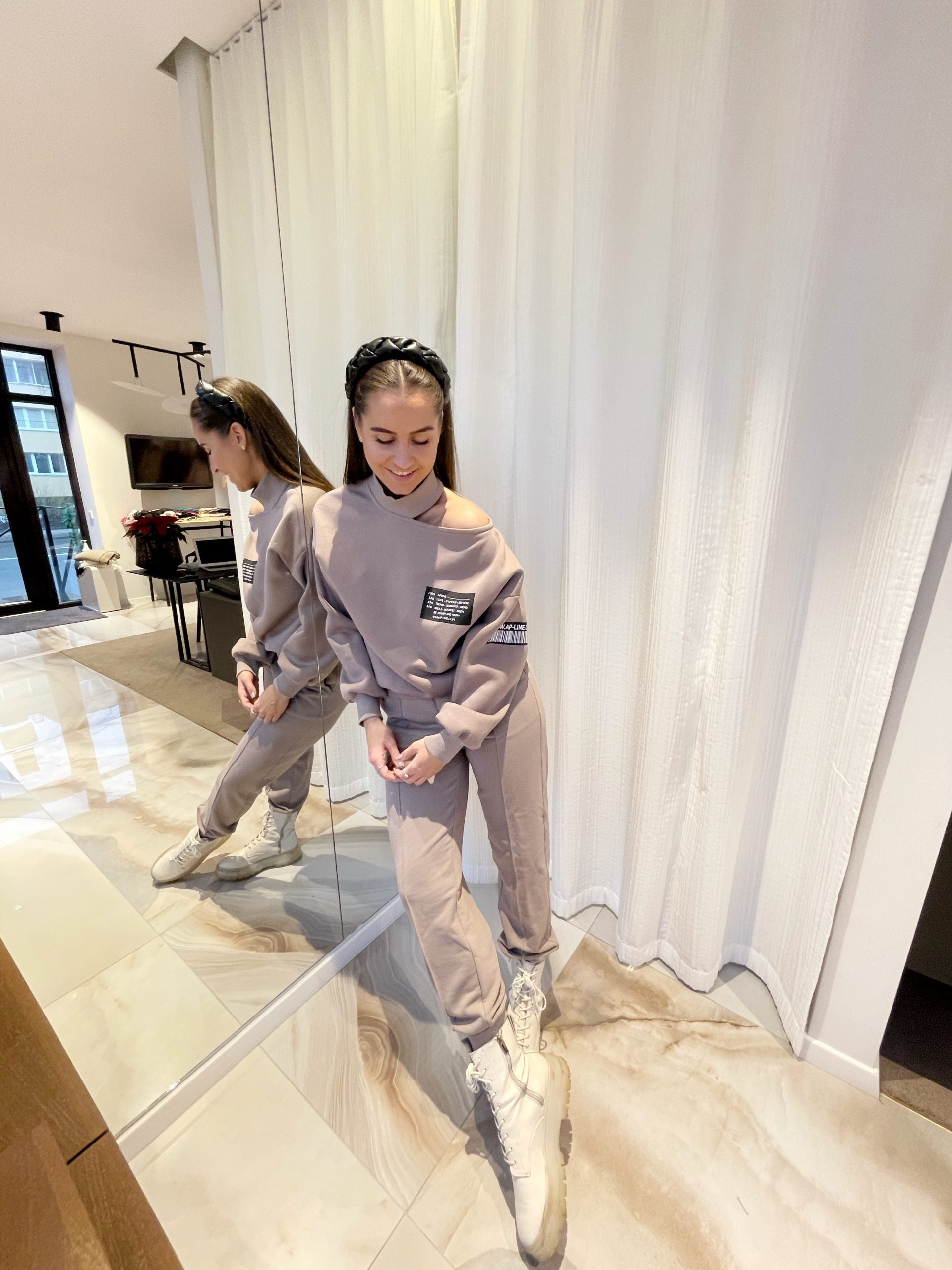 Santi namų kostiumas